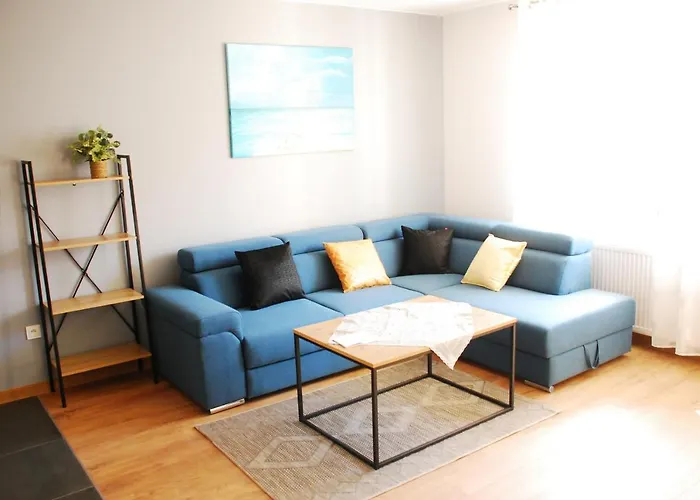 شقة Apartamenty Darlowko *