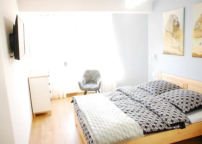 شقة Apartamenty Darlowko *